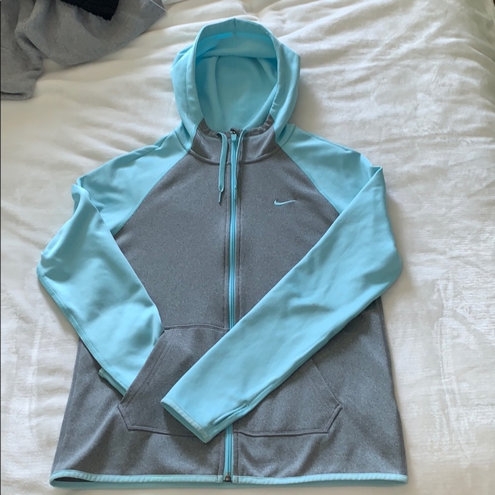 Nike full zip therma-fit jacket